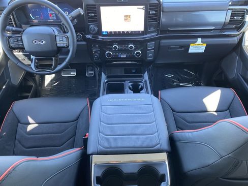 New 2026 Ford F250 Lariat w/ Black Appearance Package AWD/4WD image 12