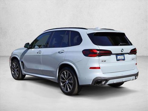 Used 2024 BMW X5 xDrive50e w/ M Sport Package AWD/4WD image 10