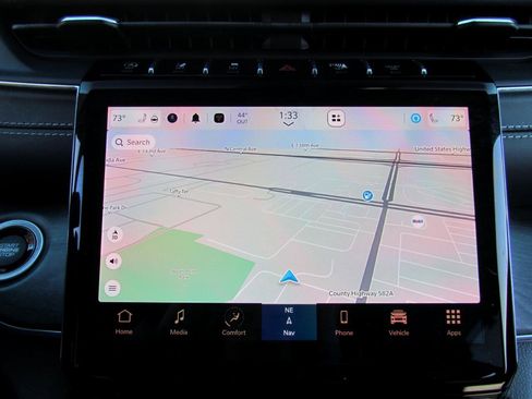 Used 2023 Jeep Grand Cherokee Overland w/ Luxury Tech Group IV image 32