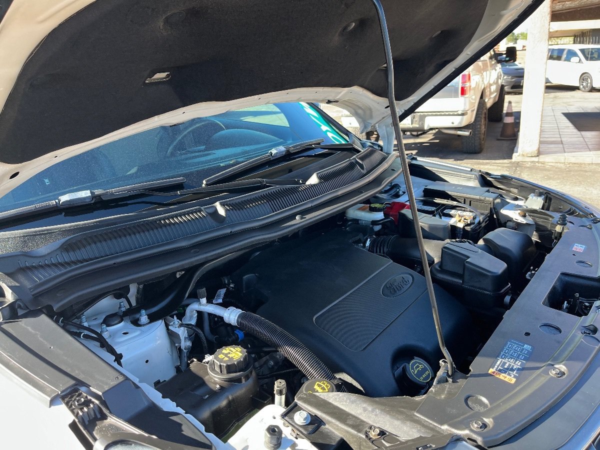 Used 2017 Ford Explorer XLT w/ Equipment Group 202A FWD image 43