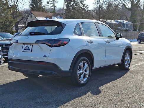 Certified 2023 Honda HR-V LX image 6