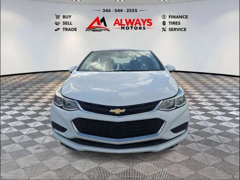 Used 2017 Chevrolet Cruze LS FWD image 16