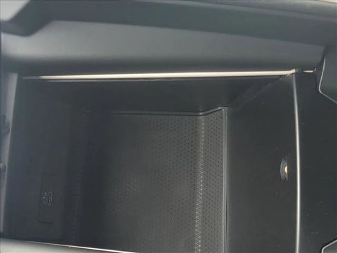 New 2026 BMW X5 M60i image 12