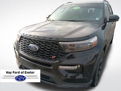 Used 2022 Ford Explorer ST w/ ST Street Pack image 5