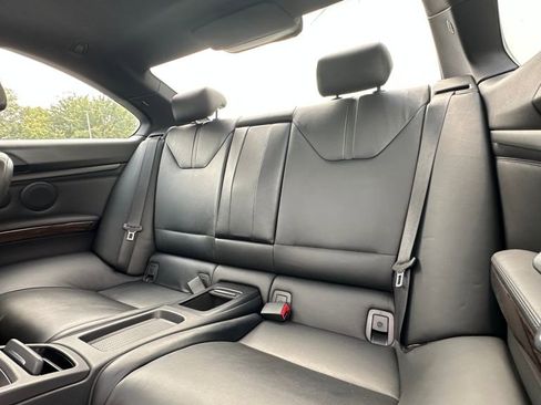 Used 2011 BMW M3 Base image 13