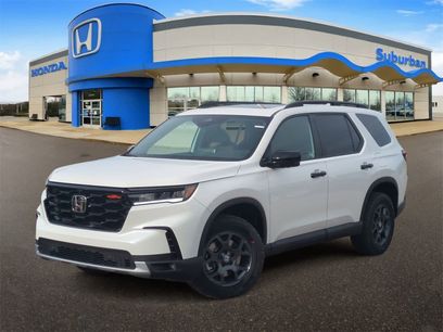 New 2025 Honda Pilot TrailSport