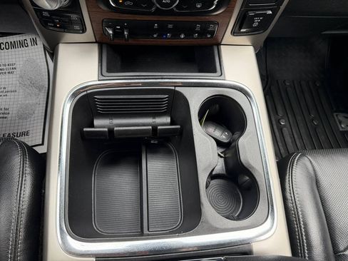 Used 2018 RAM 1500 Laramie w/ Convenience Group AWD/4WD image 22