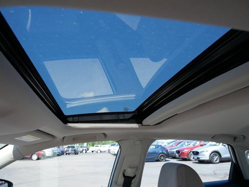 Used 2022 Honda Civic EX image 12