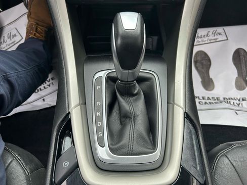 Used 2015 Ford Fusion SE w/ Equipment Group 202A image 31