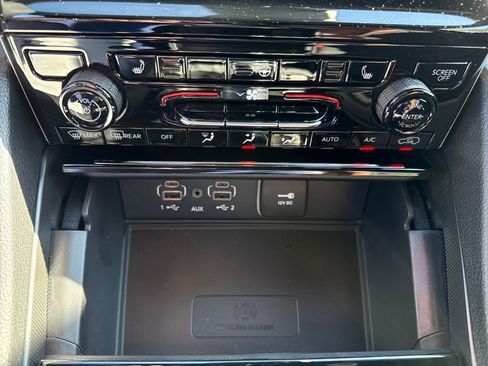 New 2025 Jeep Grand Cherokee Altitude image 31