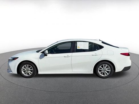 Used 2025 Toyota Camry LE FWD image 7