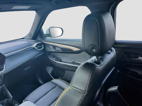 Used 2025 Chevrolet TrailBlazer ACTIV w/ Convenience Package FWD image 22