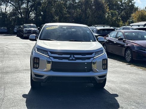 Used 2023 Mitsubishi Outlander Sport ES image 2