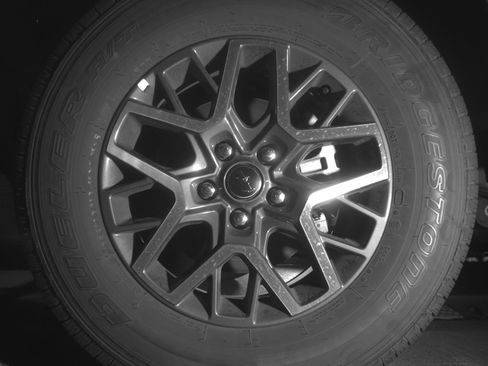 Used 2025 Jeep Wrangler Sahara image 12