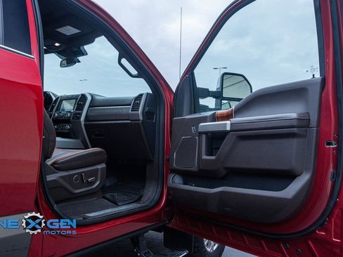 Used 2020 Ford F250 King Ranch w/ King Ranch Ultimate Package AWD/4WD image 38