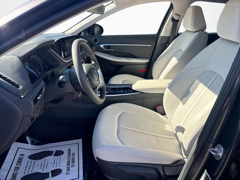 Used 2023 Hyundai Sonata SE w/ Cargo Package FWD image 23