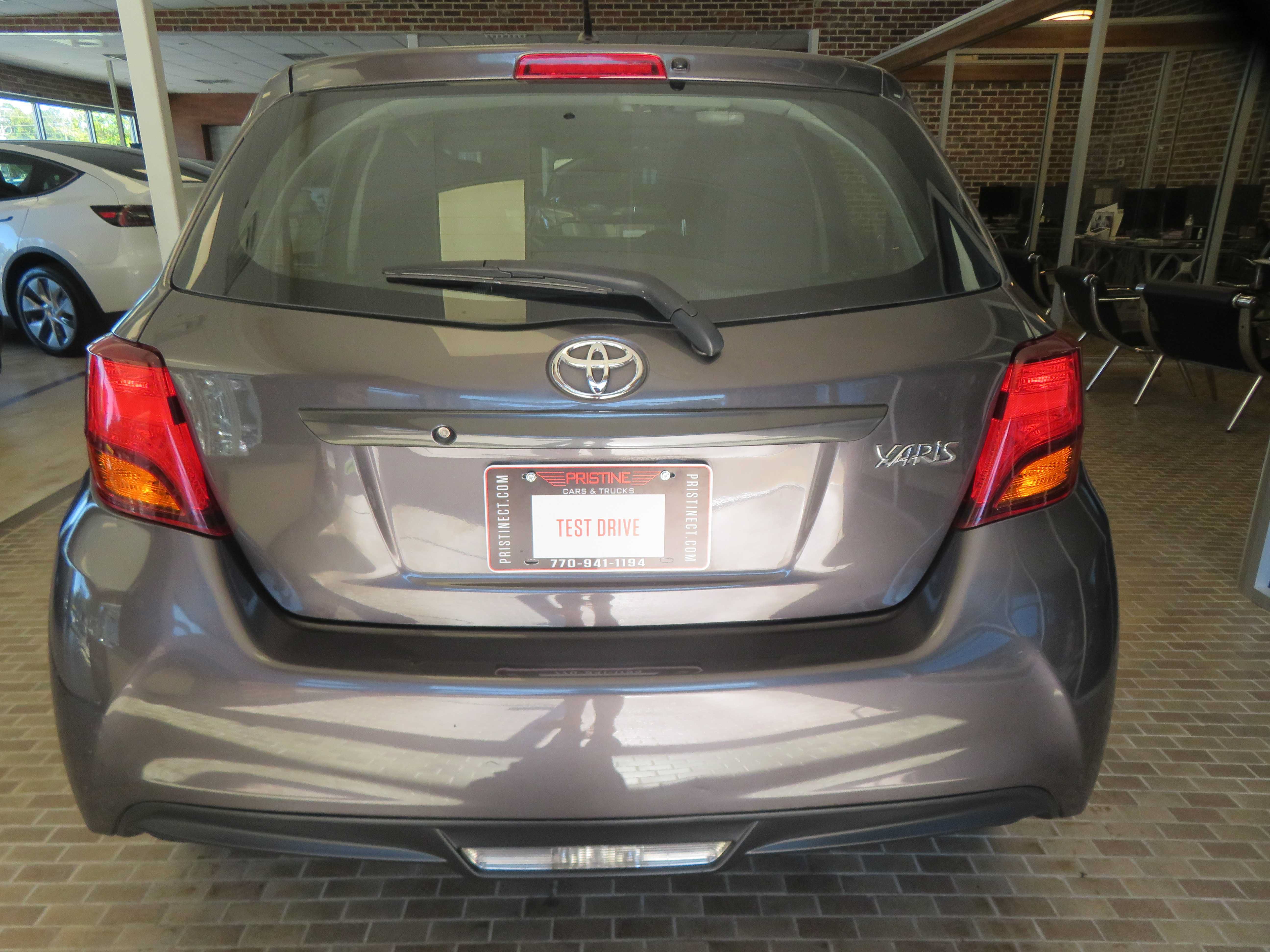 Used 2015 Toyota Yaris L FWD image 55