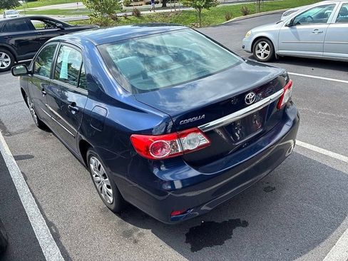 Used 2013 Toyota Corolla LE FWD image 14