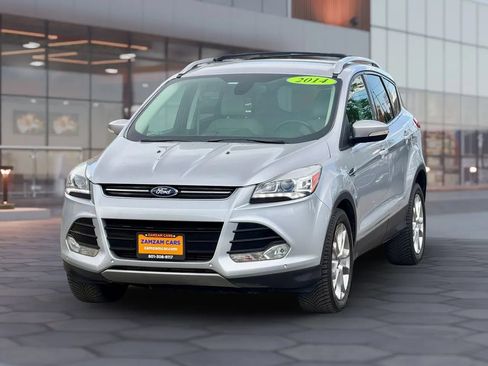 Used 2014 Ford Escape Titanium w/ Equipment Group 401A AWD/4WD image 3