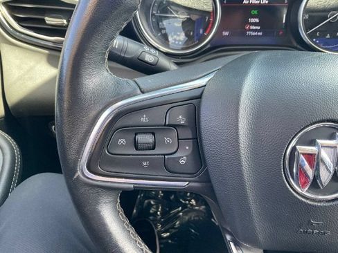 Used 2022 Buick Encore GX Essence w/ Experience Buick Package FWD image 18