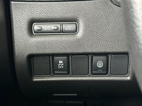 Used 2023 Nissan Murano S image 35