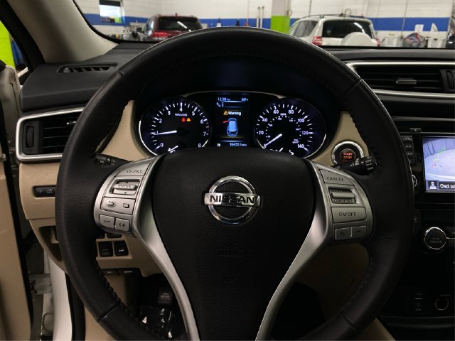 Used 2016 Nissan Rogue SL w/ SL Premium Package AWD/4WD image 23