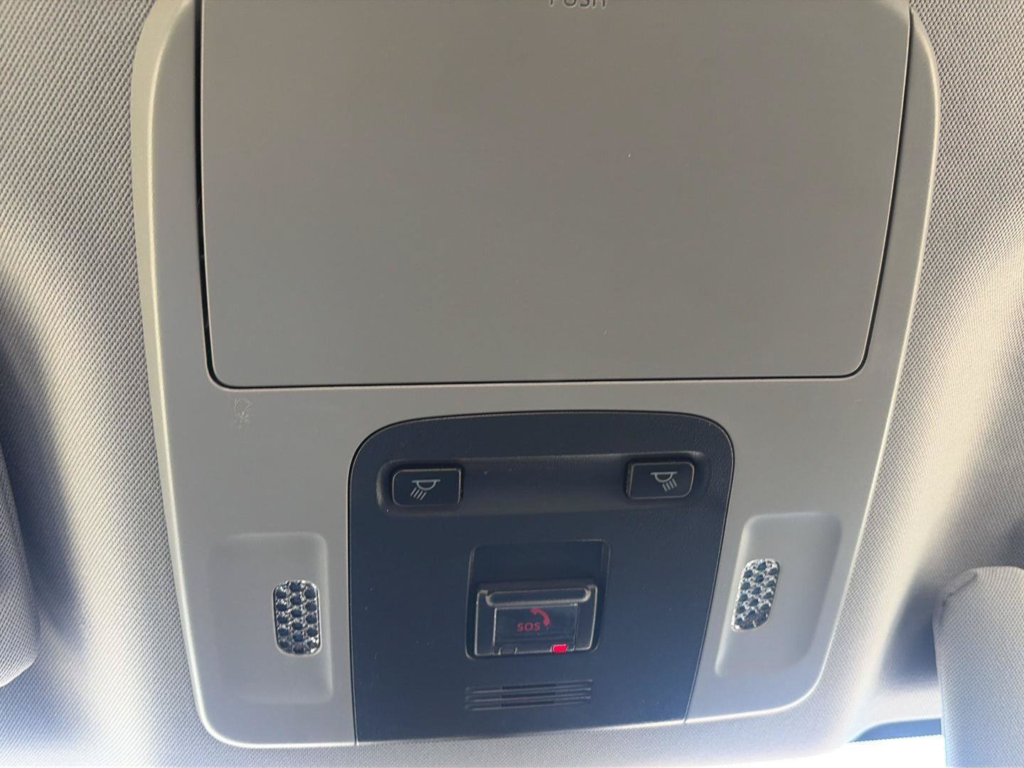 Used 2021 Toyota Camry LE FWD image 18