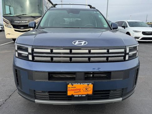 Certified 2025 Hyundai Santa Fe SEL image 9
