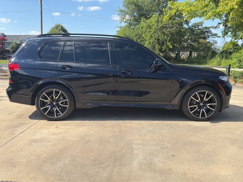 Used 2019 BMW X7 xDrive40i w/ Premium Package AWD/4WD image 2