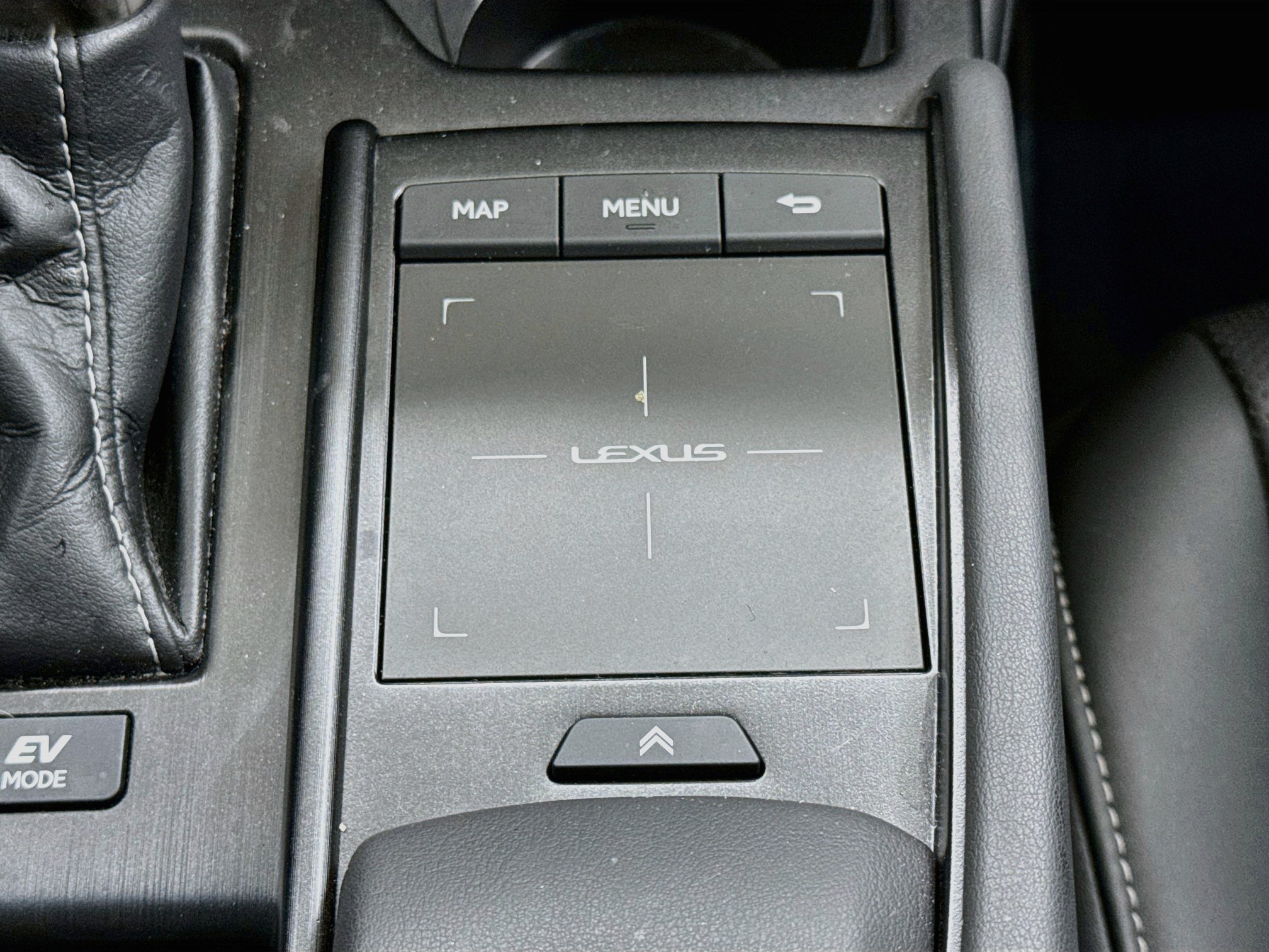 Used 2019 Lexus ES 300h w/ Premium Package FWD image 26