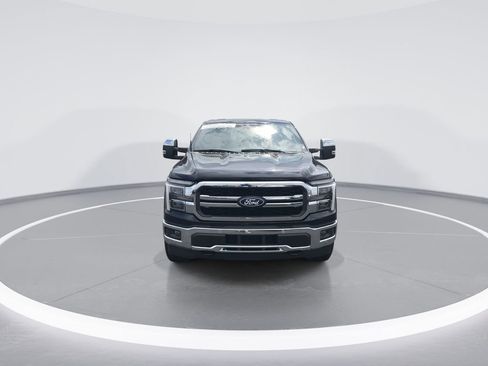 Used 2025 Ford F150 Lariat w/ Equipment Group 501A Mid AWD/4WD image 3