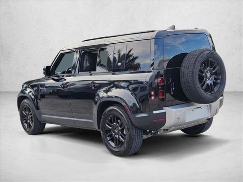 Used 2024 Land Rover Defender 110 S AWD/4WD image 7