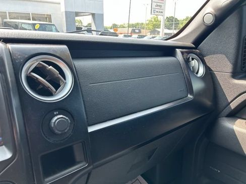 Used 2014 Ford F150 FX4 w/ Equipment Group 402A Luxury AWD/4WD image 41