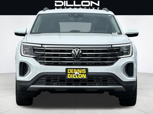 Used 2024 Volkswagen Atlas SE AWD/4WD image 9