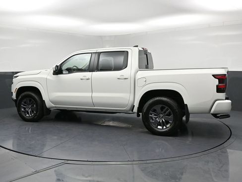 New 2026 Nissan Frontier SV w/ All-Weather Content Package AWD/4WD image 28
