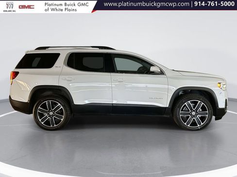 Used 2022 GMC Acadia SLT w/ Preferred Package image 2