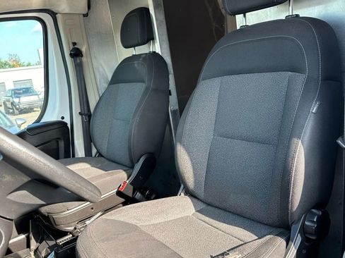 Used 2018 RAM ProMaster 2500 image 14