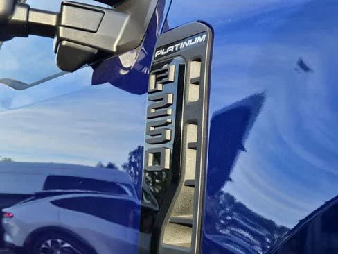 Used 2026 Ford F250 Platinum AWD/4WD image 13