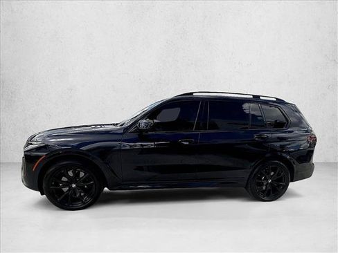 Used 2025 BMW X7 xDrive40i w/ M Sport Package AWD/4WD image 5