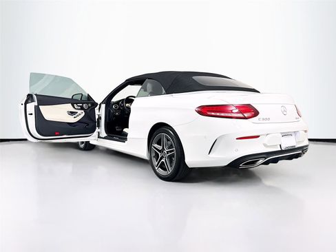 Used 2023 Mercedes-Benz C 300 4MATIC Cabriolet image 37