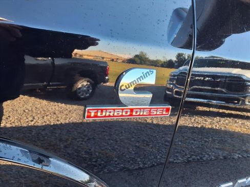 Used 2024 RAM 3500 Limited image 7