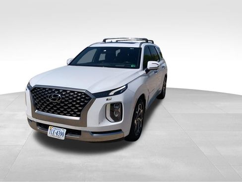 Used 2022 Hyundai Palisade Calligraphy FWD image 3