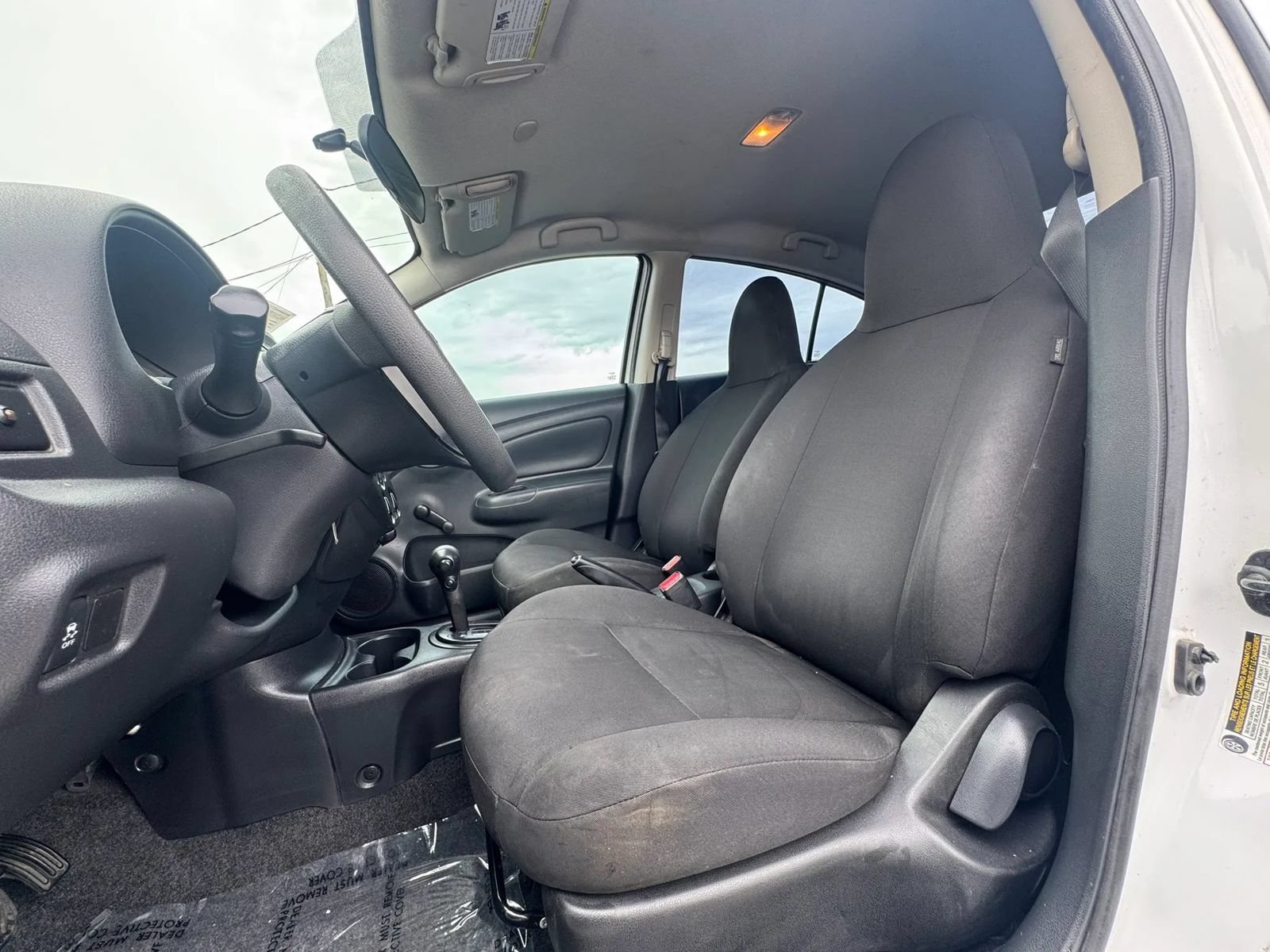 Used 2015 Nissan Versa S Plus FWD image 21