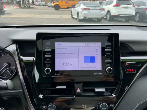Used 2023 Toyota Camry SE image 19