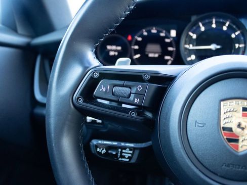 Used 2020 Porsche 911 Carrera image 14