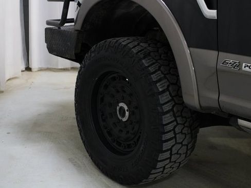 Used 2018 Ford F350 King Ranch w/ King Ranch Ultimate Package image 27