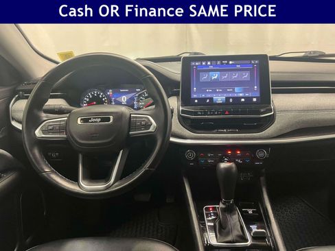 Certified 2022 Jeep Compass Latitude w/ Convenience Group AWD/4WD image 15