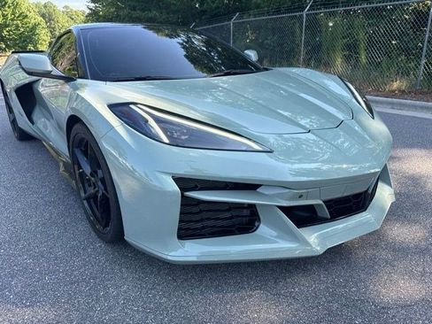 Used 2024 Chevrolet Corvette E-Ray w/ ZER Performance Package AWD/4WD image 3
