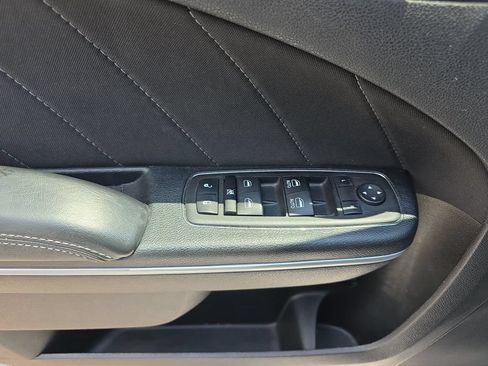 Used 2023 Dodge Charger SXT RWD image 26