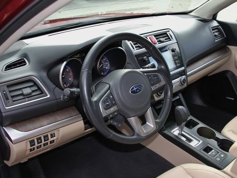 Used 2016 Subaru Outback 3.6R Limited image 18